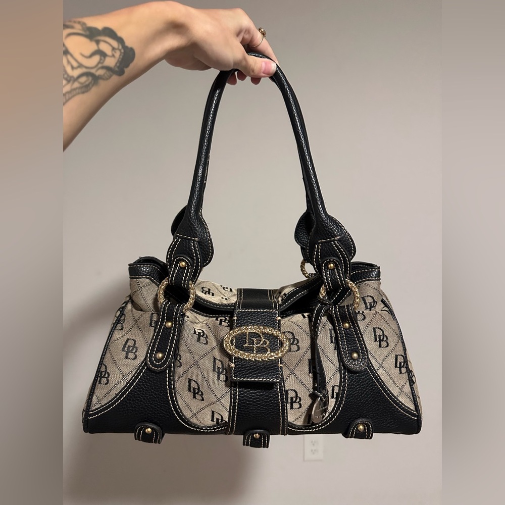 Vintage Y2K Dooney and Bourke Shoulder Bag